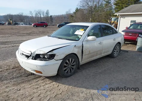 2008 Hyundai Azera Limited z USA, uszkodzony, nr VIN KMHFC46F98A257616